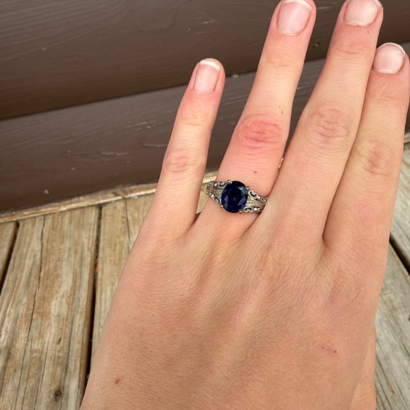 Jewelry - Vintage Filigree Ring Womens‎ Size 7 Silver Tone Blue Oval Stone Statement Ring